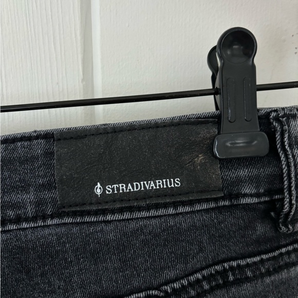 Stradivarius Wide Leg Cropped Denim Raw Hem Stone Wash Black High Rise Women 4 - Picture 11 of 12